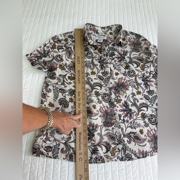 Rachel Zoe size medium, button-down, blouse, floral Paisley, print 100%Linen - Picture 4 of 5